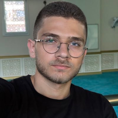 Manhal_hassoun's profile picture. Pharmacist| سوريا وطنُ الاحرارِ والحرية