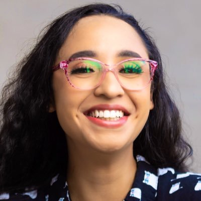 Advocating for women in tech; Pivot into agency ownership | Teaching you how to content & market for trust, connection, & contract work | Founder @wearefemway