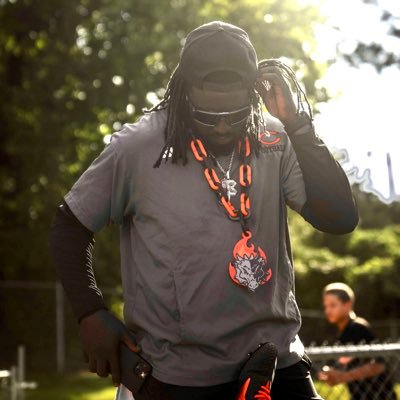 229🛬865 defensive coordinator @ClintonHighLife #DPOD VFL👨🏿🎓 #slothlife🦥 #FEEDTHEFAMILY ✊🏿#GETHOOKED🪝 @phenomelite #PhenomAthlete