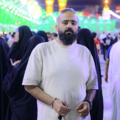 بنده با لطف خدا و دعای مردم عزیز کشورم کسب جمعیت از آن زلف پریشان کردم
شما هم بکنید