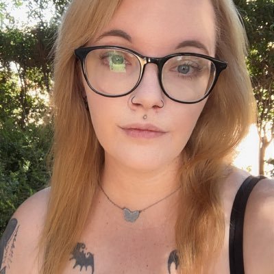 she/her. milf™ 🏳️🌈 I read books and run my mouth.