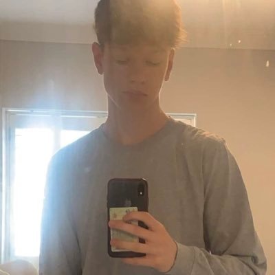 washed bum main support player who belongs in the depths of masters ❤️