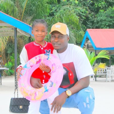 widerichy26's profile picture. 