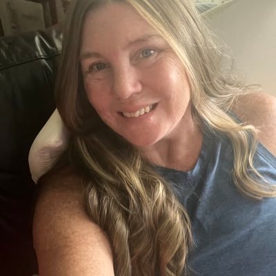Christian conservative wife and mother of 2 sons!! God loves you!! Jesus saves!!! Proud American!!!! 🇺🇸🙏🏻❤️ MAGA🍊🇺🇸