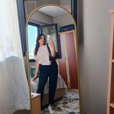 Hayatbee1234's profile picture. 