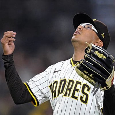 ughPadres's profile picture. Bradgley is my GOAT