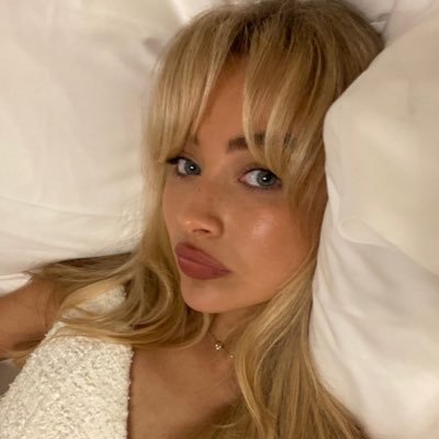 m20 bi into celebs and Wrestlers @vixengooner-3-3-25 ❤️ | NSFW | DMs open to serve me ❤️