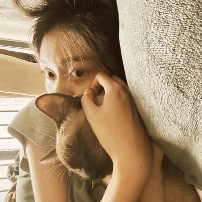 一位04年的小姐姐刚来推特喜欢的话多多关注,#私信前主动报位置年龄,#不是粉丝不回复呦私信前先关注我呦回复率更高!口嗨勿扰!