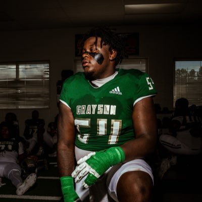 #1 center in 🇺🇸 | 2027 | 6’2 |295 | Grayson Highschool | 3.2 Gpa | FBU Adidas Freshman All American| God first 🙏🏾 | 9 D1 offers |📲 470-338-0434