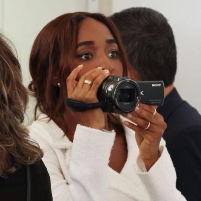 shark and sci-fi film enthusiast, film journalist student ⁴⁴