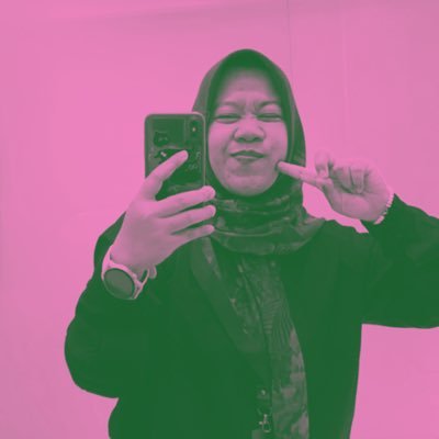 Girindraaaa's profile picture. live in La La Land