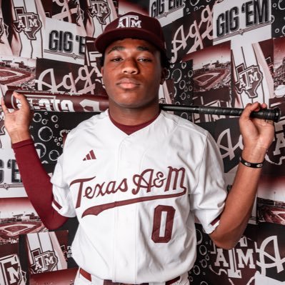 MHS | Class of 2027 | Outfielder |5’10 170lbs | 16 y/o |Email:@clydekingwilliams7@gmail.com |📞➡️ 346-531-5857|@AggieBaseball Commit