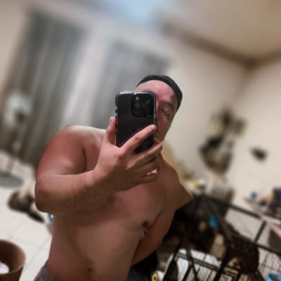 Pinoy#chubbysiopaoface#bear
Posting pics not to flirt but to try something new, still discovering
Im monogamous and loyal pag may jowa.
