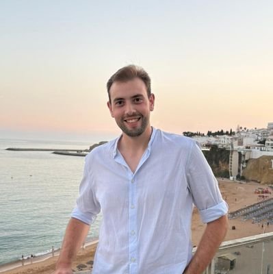 Aficionat del Bàsquet Manresa ♥️, boletaire🍄 i amant de la llar de foc 🔥