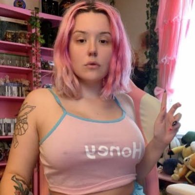 I’m a Dominant Mistress,F29,Dms open;Sissification,feminization,Anal,Gooning,Cbt,babescock,BBC,SPH,Latex,Feet,Submissive slaves,Sissy test,Straight test😈❤️🔥