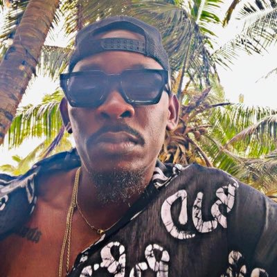 thebabajide's profile picture. 