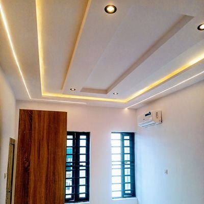 POP | PAINTING | SCREEDING |PLASTERING
Elevate your living spaces with our exquisite designs & timeless craftsmanship
Call today: 08130627340