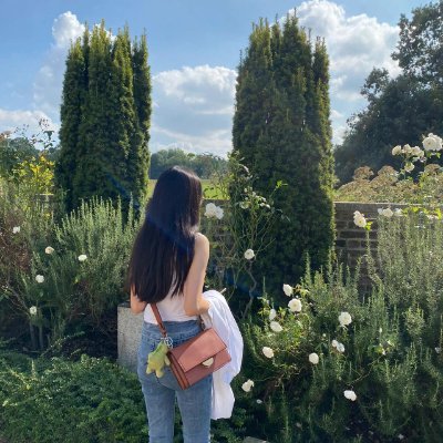 Divyansh7063021's profile picture. 🌙 Dreamer by night, hustler by day, building my story one chapter at a time 💖