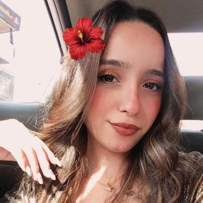 DuDu 💙
عاشقه السماء والبحر وكل ما هو لون ازرق 💙
24 Y.O 😉💙
إلهي خلقني ، كتير ميزني💙🦋
بتاعت فرشة والوان😌🖌️