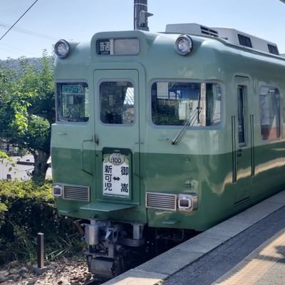 Wakatiko651099's profile picture. 元「がじん☆わかちこ」デス
趣味：鉄道(静岡･名鉄･新潟/乗り鉄･模型鉄) ヒトカラ ダーツ ノーパン村(№00002853)

元垢は愚痴専用垢になりました