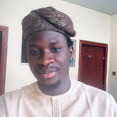 Leadership Development ✨|| Public Policy 📚/Administration👨🏽⚖️|| Democratic Governance|| Politics/Law⚖️/Sport⚽ || Researcher〽️