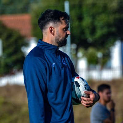 arturcesar25's profile picture. Coach women team Clube de Albergaria