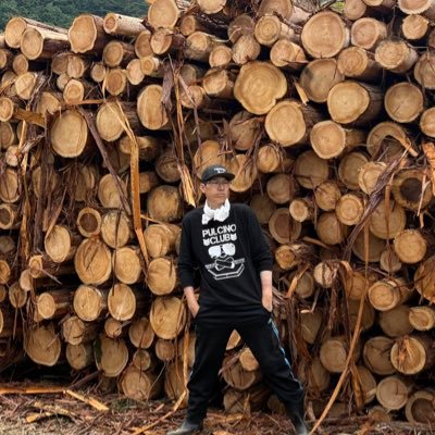 「徳島モルックの会」で徳島県でモルックしてます。 モルック関連さんをマッハでフォローさせて頂いてます😄 小島うどん2025店長補佐、世界3位🥉、アンバサダー YouTube:https://t.co/Uirb9gCeeG