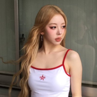 your daily source of the cutest cat in tripleS š±ā #HYERIN #ģ ķ린 #tripleS #ķøė¦¬ķģģ¤