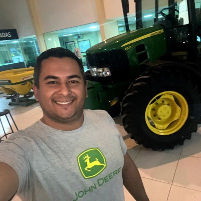 e_mbarbosa's profile picture. 