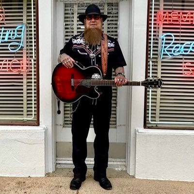 MarkSinnis's profile picture. Est. 825 🪦⚰️ 🦇 “Cemetery & Western" singer songwriter since 1988. Born and raised in New York and exiled in Wilmington, North Carolina.