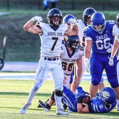 |South Lyon (MI)| |NCAA ID# 2501499774| |📞 248-444-3779| |Gpa-3.8| |2X all conference| |3X captain| |4.71 40yrd| |315 bench| |500 squat|