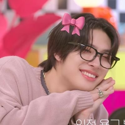faithtxt's profile picture. #TAEHYUN VOICE: soobin hyung! touch.  {ela/dela/she/her, 24y} moa & atiny