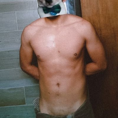 Chico de 22 años, heterosexual, 1.88 altura, las mujeres son la creación mas perfecta y deliciosa del mundo 💖🔥
Solo DM si eres MUJER o parejas
