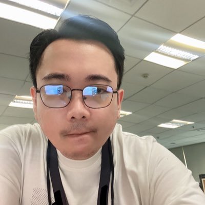 summacumlloydie's profile picture. ig pipapipoh