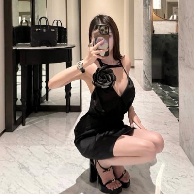 Don't Text me for money or money related!!
Honesty is important in a relationship!
Ilove traveling,I love Golf, and I love ? 🤞🍾💋