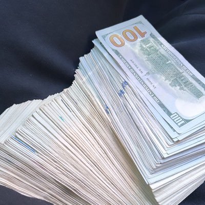 I’m Blessing all people that follows me back randomly #USDT Eth,btc, #solana #memecoins