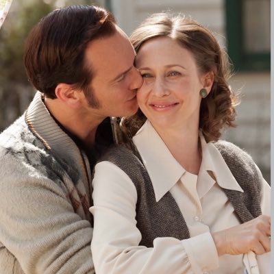 obsecada por the conjuring Vera farmiga e Taylor Swift🙌