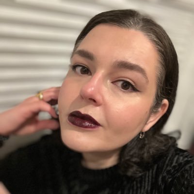 Ukrainian-American. Theater/film/music/book lover. Former arts finance girlie. Left-ish Libertarian-ish. Life on pause due to disabling #LongCOVID.