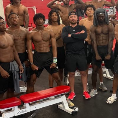 God 1st always 23” |Navarro college 🏈| 3.0 gpa| 6’2 175 cornerback| Email.Travis409live@gmail.com|. 4.26 LASER 40 yard dash| Recruiting 100%open| D1 bounce bck
