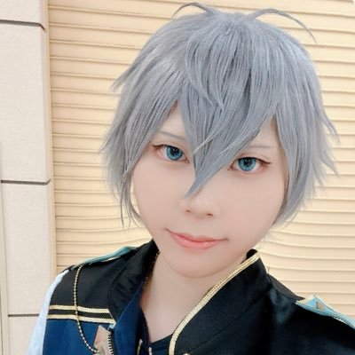 コスプレ初心者🔰 重加工なので写真の人はいません!お写真DMにくださると嬉しいです! 20 反転してます! お暇な時にリトリン⇨ https://t.co/i7aoaJcaAl 相方▶︎@rruukkaa1213