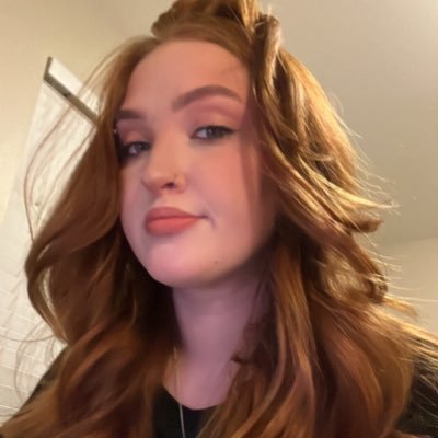 Lizzyplays4you's profile picture. 