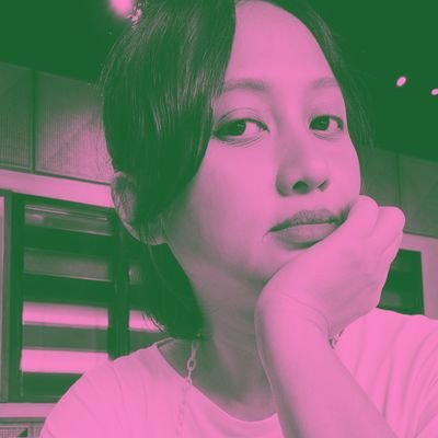 nianugroho's profile picture. Writer, housewife, mother, IVF warrior. 
A proud Sragenian.

follow me on IG: @dari_mata_nia