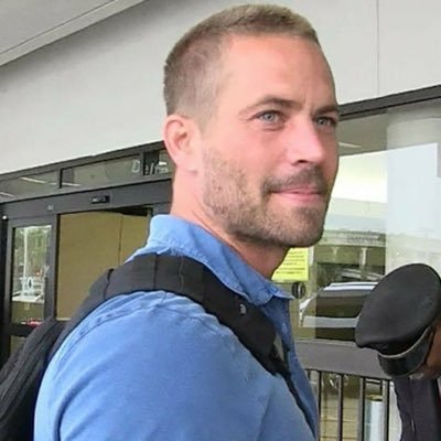 fetalinstinct's profile picture. i like horror, music, and other stuff