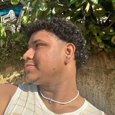 de vez em quando dando pitaco sobre cultura pop, política, memes e coisas aleatórias ✨️