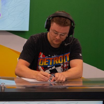 Caster for @SaintsGamingCA | Prev. @fragadelphia, @PlayCrossfireGG, @Esports_Canada | Avid Reader | Movie Buff