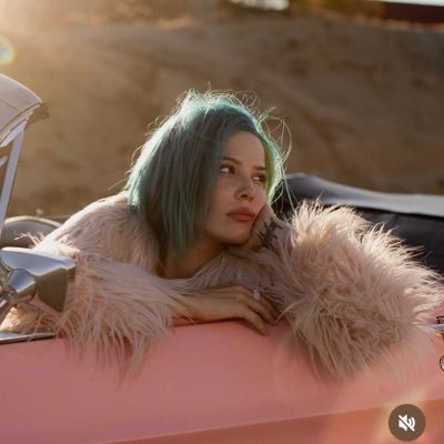 updates on halsey live shows & tours #backtobadlands