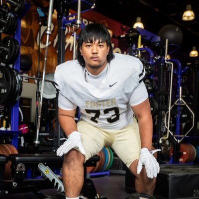 Foster High School '26 | OG/OC/OT/DT|6'2 286 | 4.24 gpa 1250 SAT |3X Varsity STARTER| 1st team All DISTRICT OL| GOD 1st |(510-472-6458)✝️ | 4.57 5-10-5 2 offers