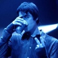 saw oasis 8/28 (@gallagherphobic) 's Twitter Profile