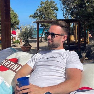 💼 | Passionate Financial Analyst📈 | Dedicated Intraday FX Trader❤️ | Sharing my journey to inspire and empower you🚀 | Join me for daily trades and tips to