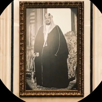 (وَقُلْ رَبِِّ ارْحَمْهُمَا كَمَا رَبَّيَانِي صَغِيرًا) Obsessed with @saudidiplomacy 🪄🦢❣️ #وطني_قضيتي